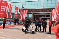<b>都知道了吧！可人竟然在台州展引起疯抢！</b>
