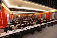 <b>绿源四季度营销峰会释放重要信号，持续加码“233”战略目标实现！</b>