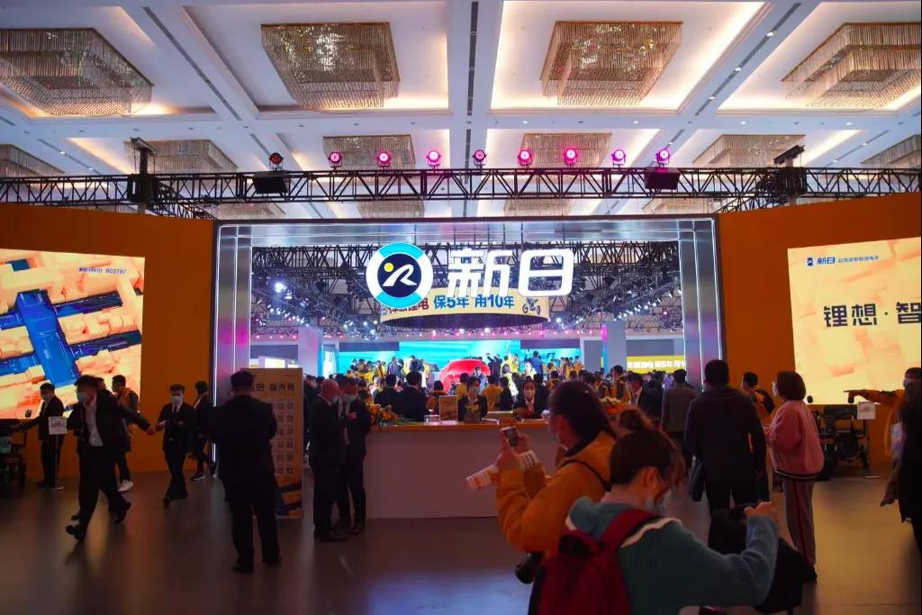 <b>震撼出镜！群雄逐鹿天津展，新日股份“智”领行业风潮！</b>