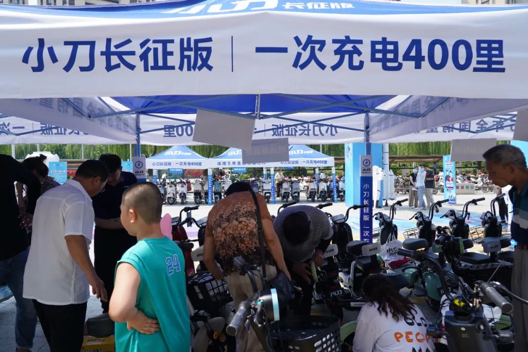 小刀出鞘，抢攻国庆！现象级热销风暴尽显实力！