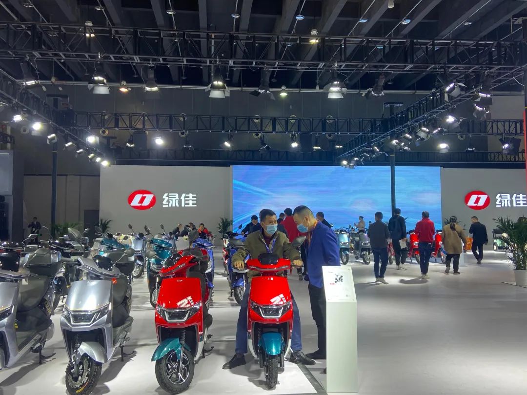 全系列产品矩阵亮相浙江展，绿佳​吹响2023全面进攻号角！