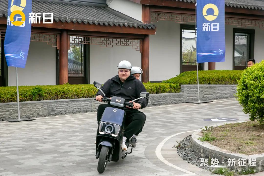 签约中国女足，邀约千万网红！新日为何如此大手笔投入？